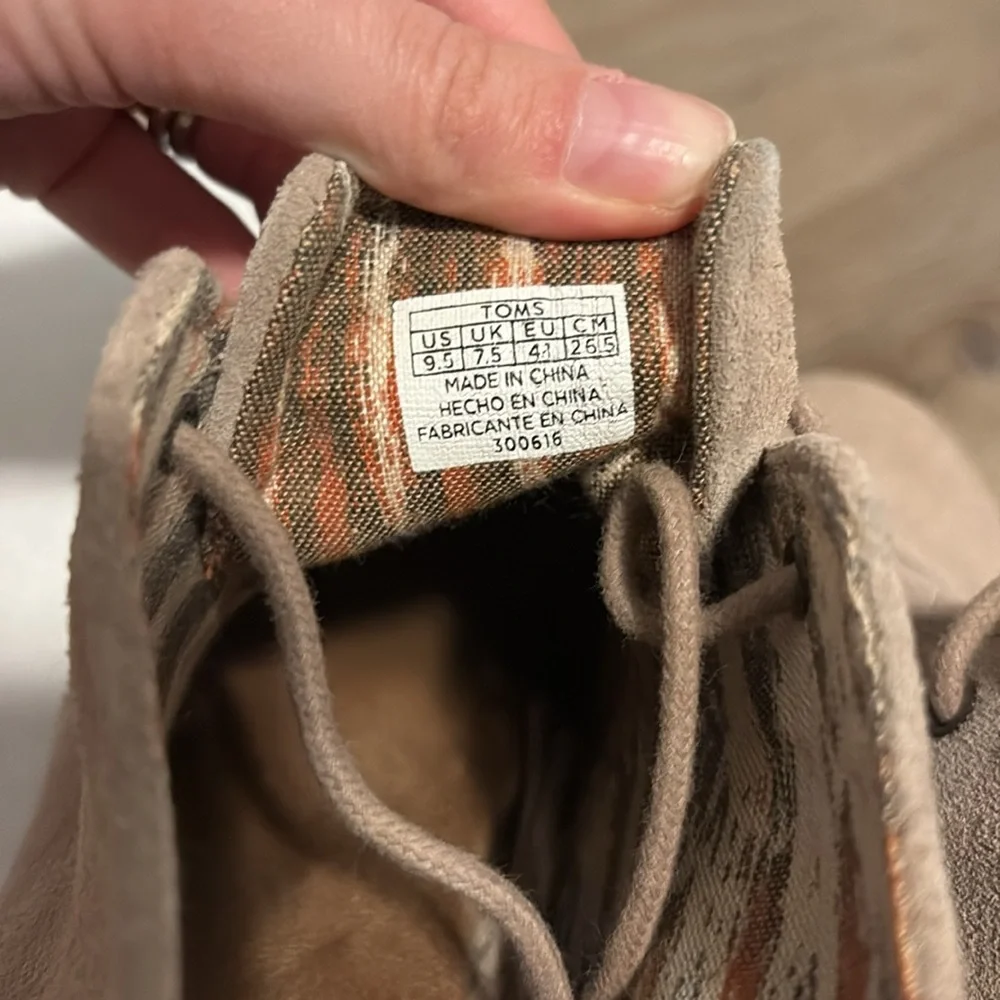 TOMS Women’s Taupe Suede Desert Wedge Size 9.5